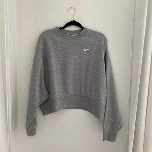 Nike crewneck
